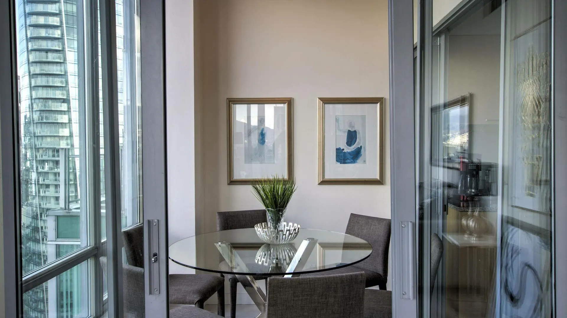 The Residence Club Canada